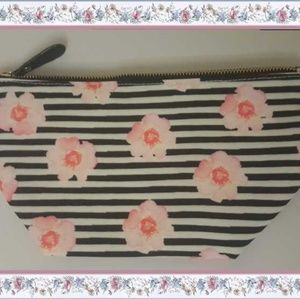 Chic Floral Daisy Cosmetic Bag Makeup pencil case